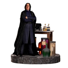 Harry Potter: Deluxe Severus Snape 1:10 Scale Statue | Iron Studios