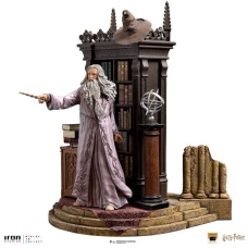 Harry Potter: Deluxe Albus Dumbledore 1:10 Scale Statue | Iron Studios