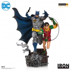 DC Comics: Batman and Robin 1:10 Scale Statue by Ivan Reis | Iron Studios