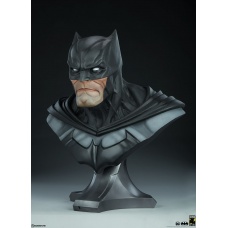 DC Comics: Batman Life Sized Bust | Sideshow Collectibles