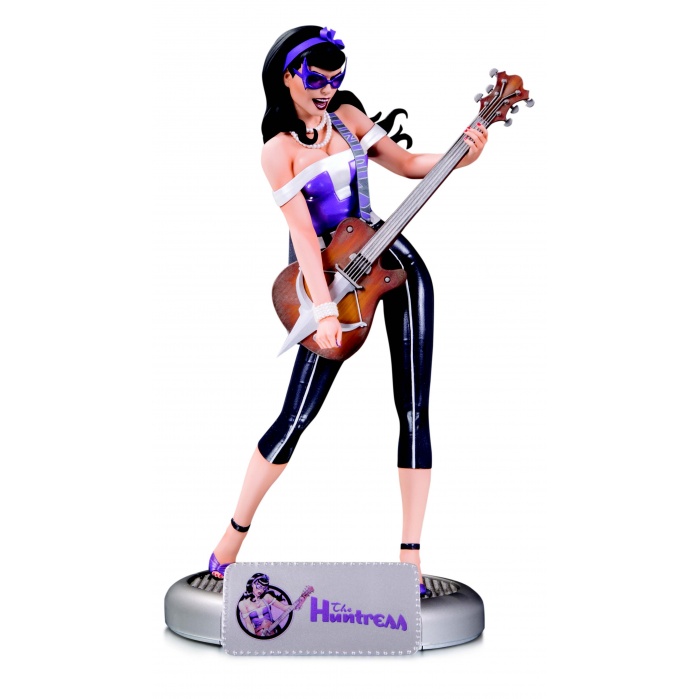 DC Comics: Bombshells - The Huntress Statue Diamond Select Toys Product