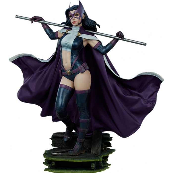 DC Comics: Huntress Premium 1:4 Scale Statue Sideshow Collectibles Product