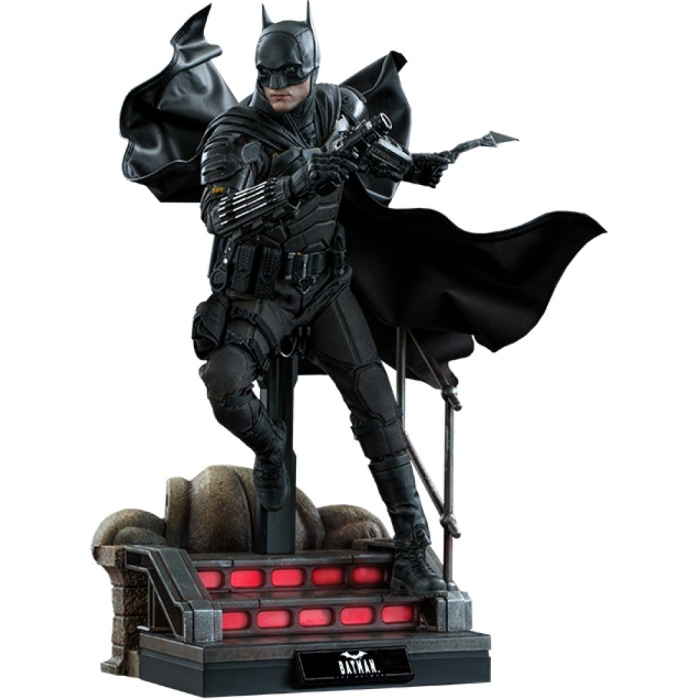 DC Comics: The Batman - Batman Deluxe Version 1:6 Scale Figure Hot Toys Product