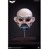DC Comics: The Dark Knight - Joker Clown Mask 1:1 Scale Prop Replica - Queen Studios (EU) Queen Studios Product