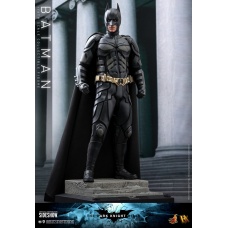 DC Comics: The Dark Knight Rises - Batman 1:6 Scale Figure | Hot Toys