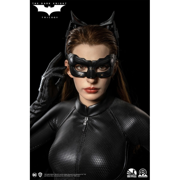 DC Comics: The Dark Knight Rises - Catwoman Selina Kyle 1:1 Scale Bust Infinity Studio Product