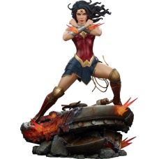 DC Comics: Wonder Woman - Wonder Woman Saving The Day 1:4 Scale Statue | Sideshow Collectibles