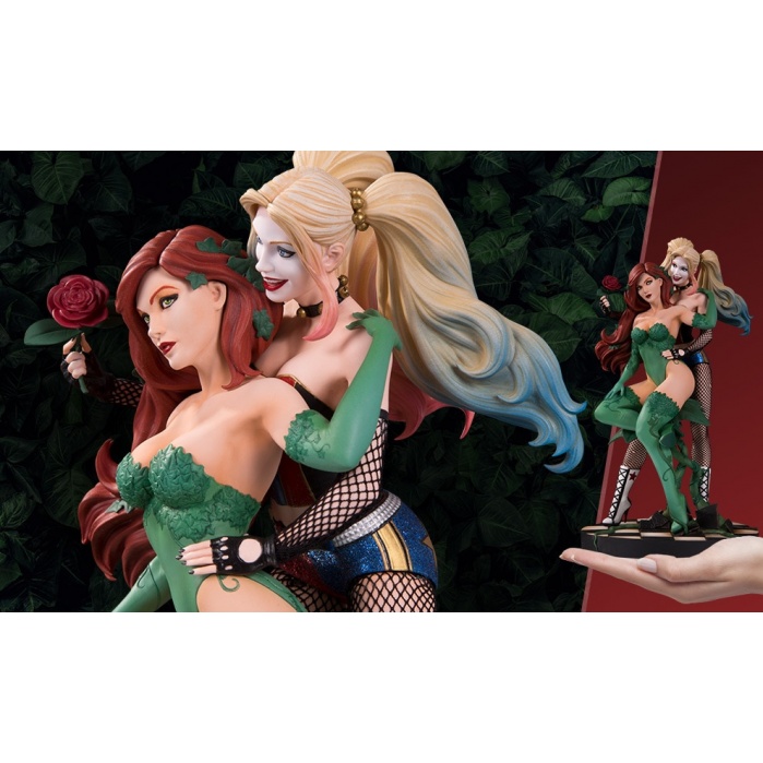 DC Designer Series Statue Harley Quinn & Poison Ivy by Lupacchino DC Collectibles Product