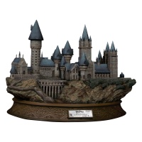 Harry Potter: Philosophers Stone - Master Craft Hogwarts Statue Beast Kingdom Product