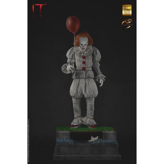 IT: Pennywise 1:3 scale Maquette Elite Creature Collectibles Product