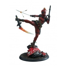 Lady Deadpool  Premium Format statue | Sideshow Collectibles