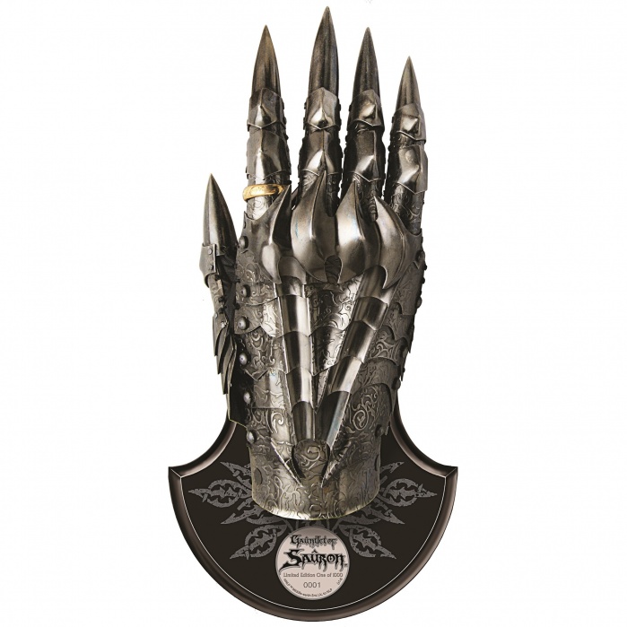 Lord of the Rings: Gauntlet of Sauron Replica United Cutlery Product