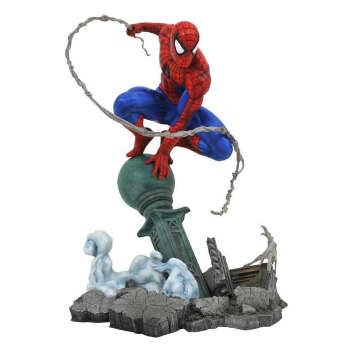 Marvel Gallery: Comic Spider-Man Lamppost PVC Diorama Statue - Diamond Direct Diamond Select Toys Product