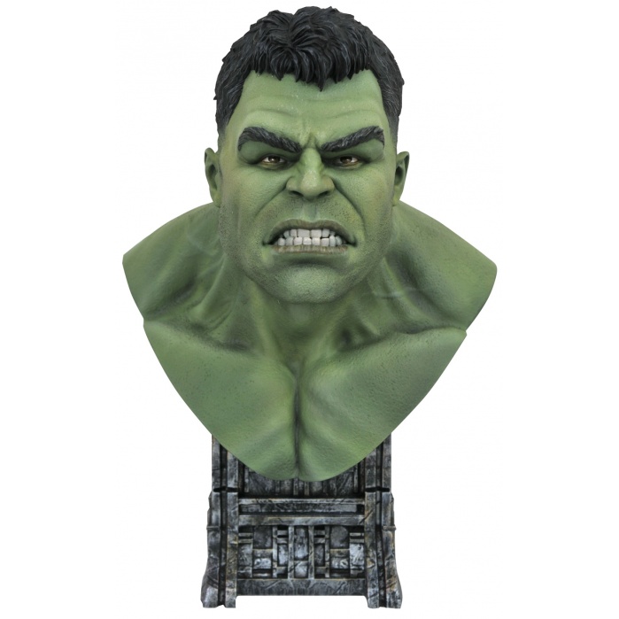 Marvel: Legends in 3D - Thor Ragnarok - The Hulk 1:2 Scale Bust Diamond Select Toys Product