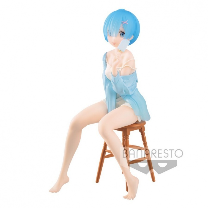 Re:Zero Starting Life in Another World: Rem Relax Time Summer Version PVC Statue Bandai Product