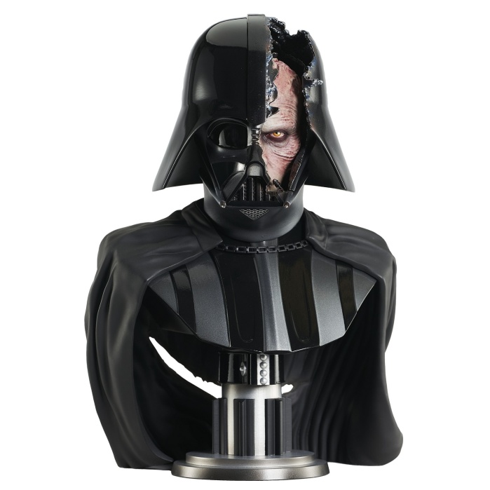 Star Wars: Legends in 3D - Obi-Wan Kenobi - Darth Vader Damaged Helmet 1:2 Scale Bust Diamond Select Toys Product