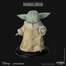 Star Wars: The Mandalorian - Grogu Using the Force 1:5 Scale Figure | Attakus