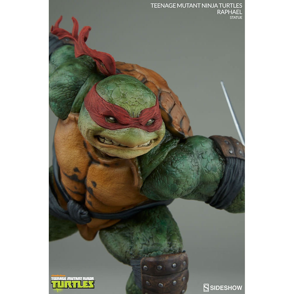 Raphael Statue