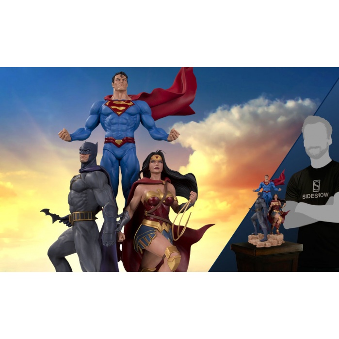 Trinity Statue by Jason Fabok Diamond Select  Product