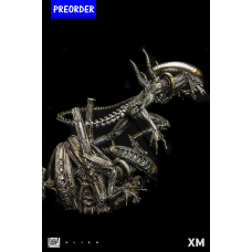 XM Studios Alien Warrior Supreme Scale Collectibles Statue | XM Studios