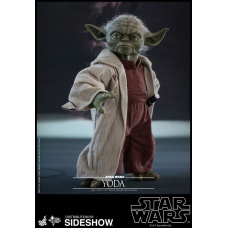 Yoda Star Wars Episode II Movie 1/6 Figure | Hot Toys